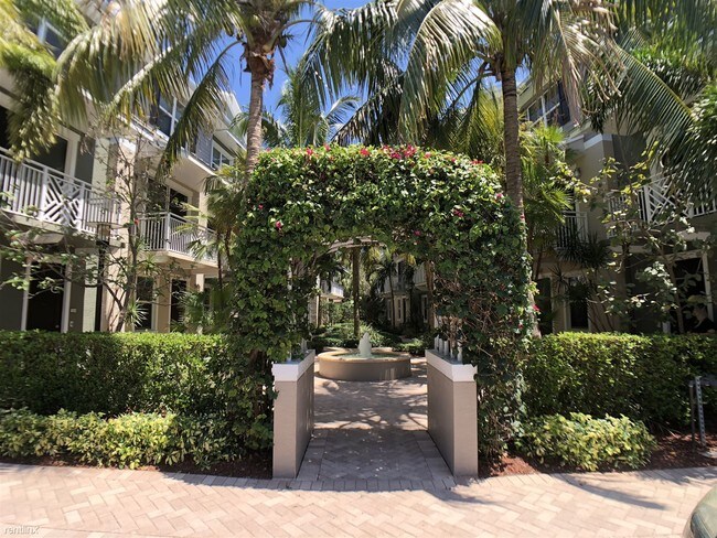 Building Photo - 2 br, 2.5 bath  - Wilton Apartments