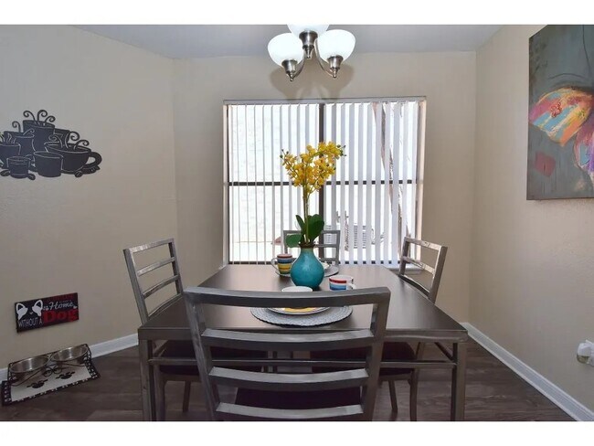 Foto del edificio - 17310 Kieth Harrow Blvd