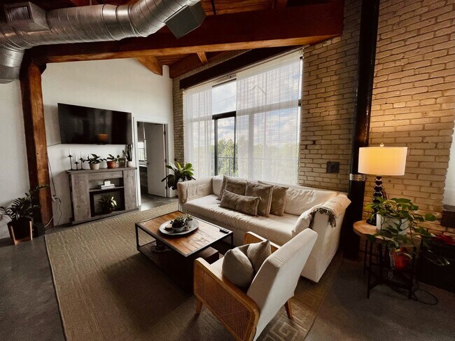 Foto del edificio - 43 Charlton St