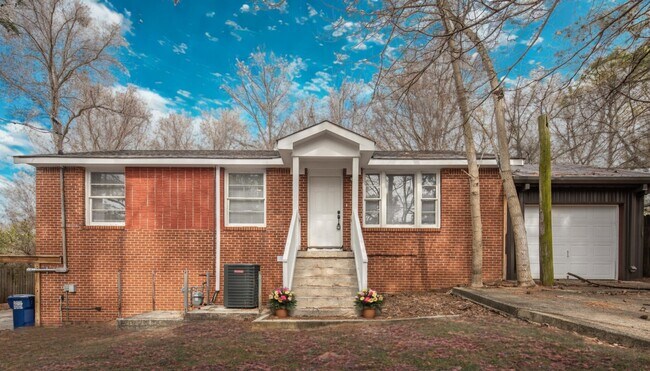 Building Photo - 3802 McEwen Dr NW