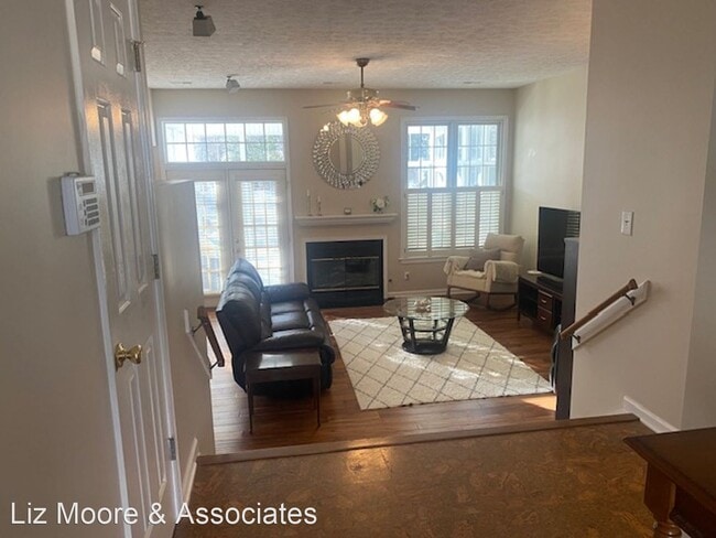 Building Photo - 3 br, 2 bath House - 2901 Richard Buck N