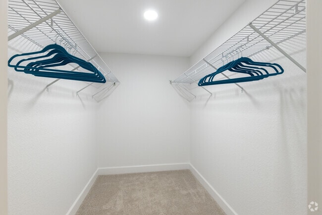 1BR, 1BA - 720SF - Champions Village