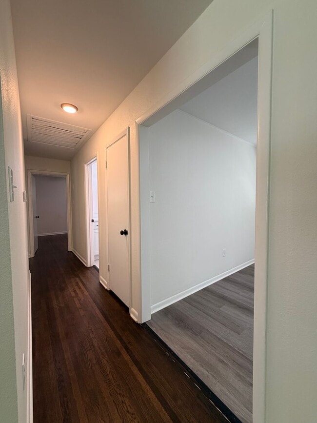 Foto del edificio - 4700 N Vine St