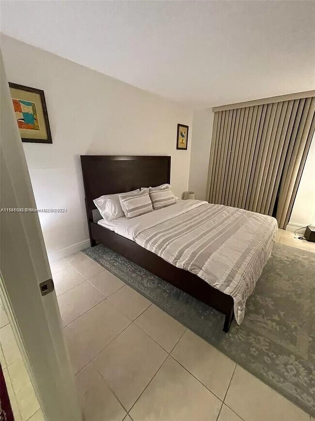Foto del edificio - 8065 SW 107th Ave
