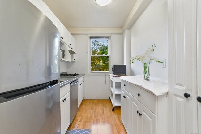 Foto del edificio - 444 Bedford St