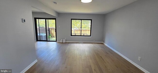 Foto del edificio - 3114 Berry Rd NE