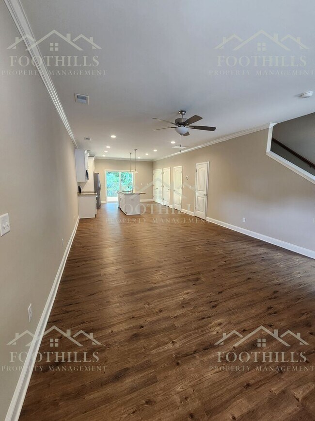 Building Photo - 113 Cypress Run