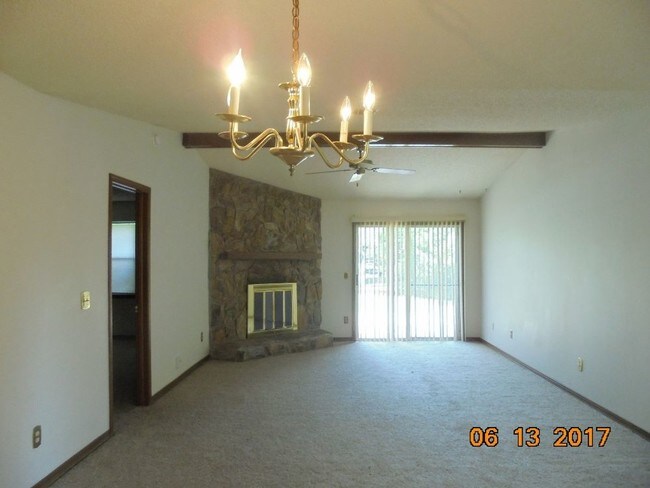 Foto del edificio - 11369 Ft Caroline Lakes