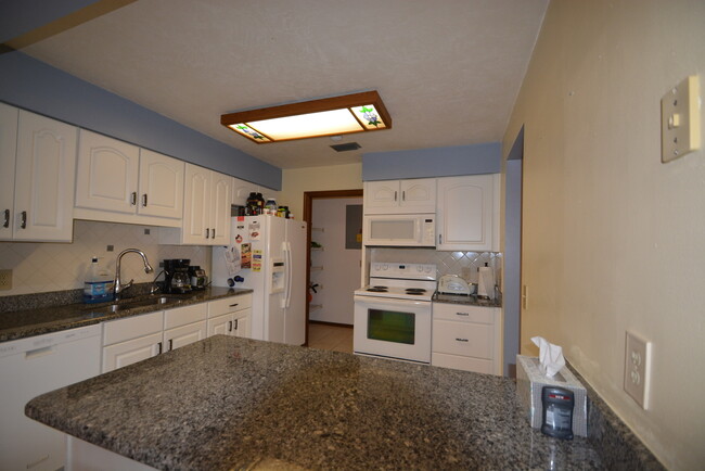 Building Photo - 2BR/2BA CONDO IN GREENWOOD VILLAGE IN WEST...