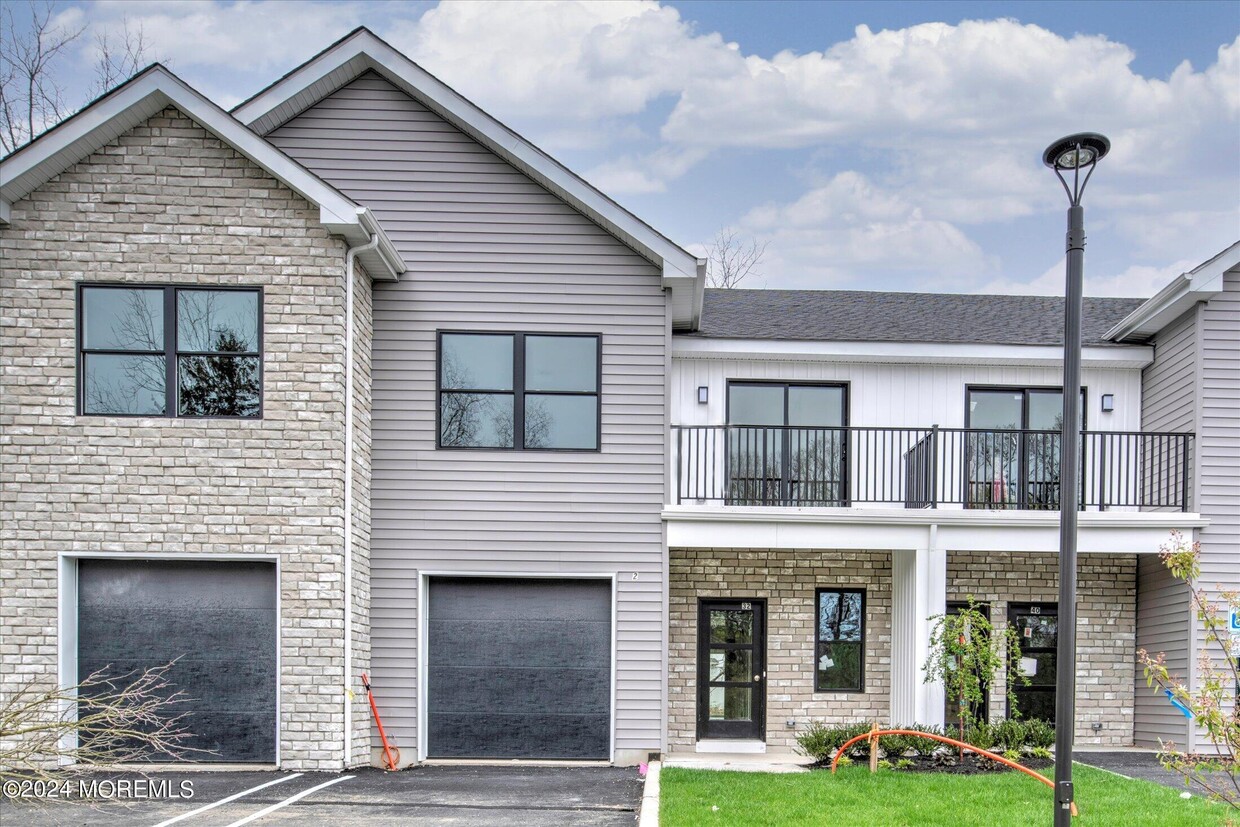 Foto principal - 32 Colfax St