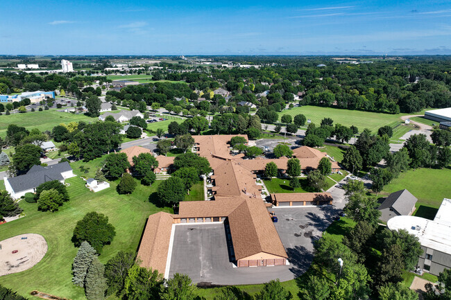 Aerial Photo - 1425 19th Avenue SW (Westview Apartment)