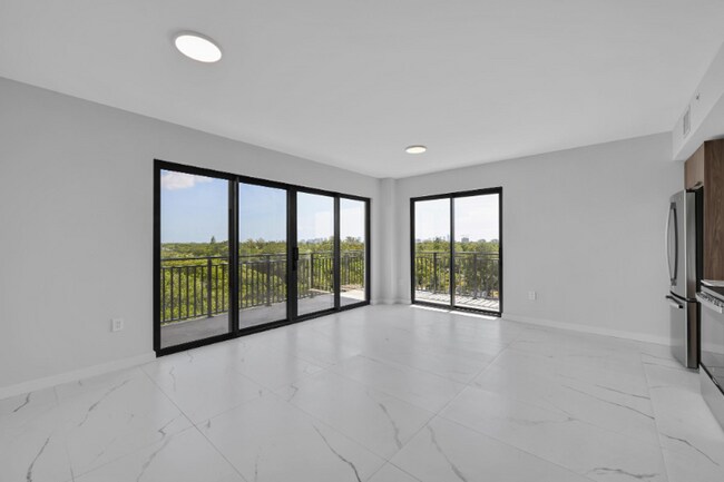 Foto del edificio - 840 NE 130th St