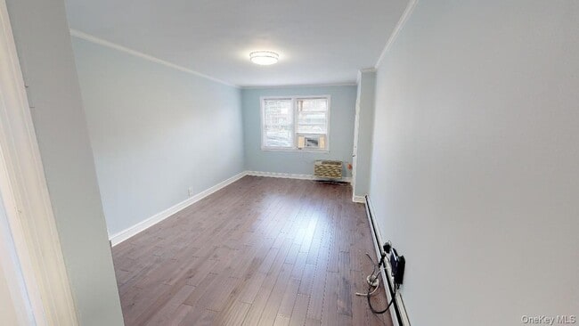 Photo - 67-12 Juno St Apartment