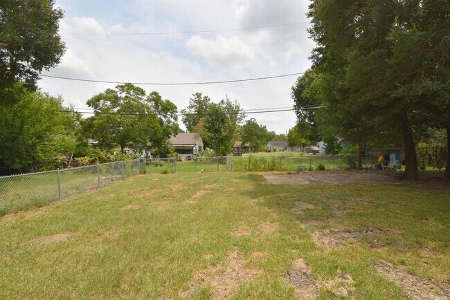 Building Photo - 7331 Iwo Jima Rd