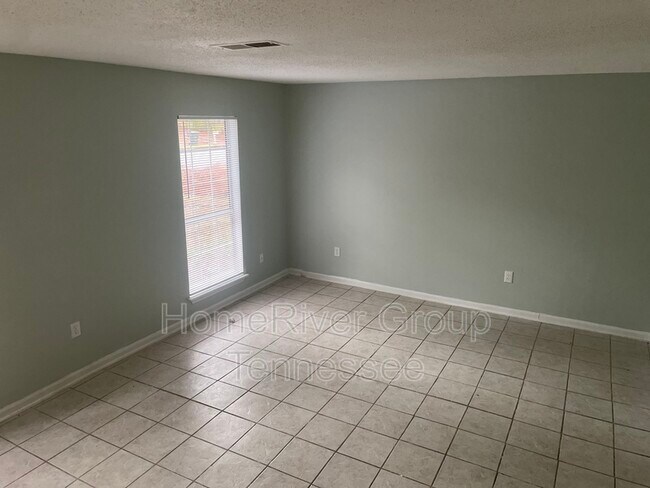 Building Photo - 3761 Firethorne Dr