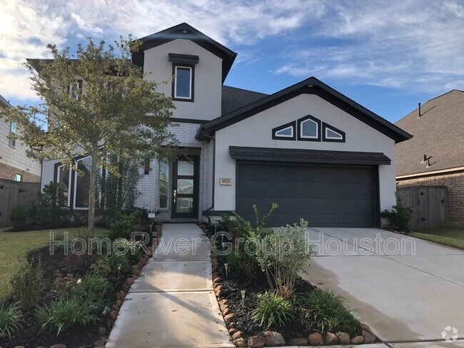 Building Photo - 8926 Emerald Cane Dr