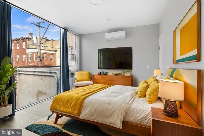 Foto del edificio - 2150 N Front St