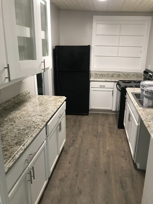 Foto del edificio - 602 West Main St.