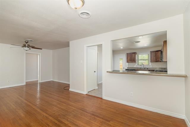 Building Photo - 1709 Arrow Ln