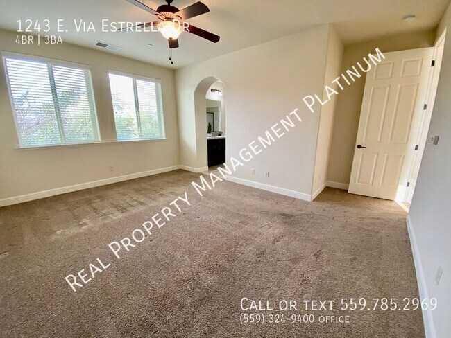 Foto del edificio - 1243 E Via Estrella Dr