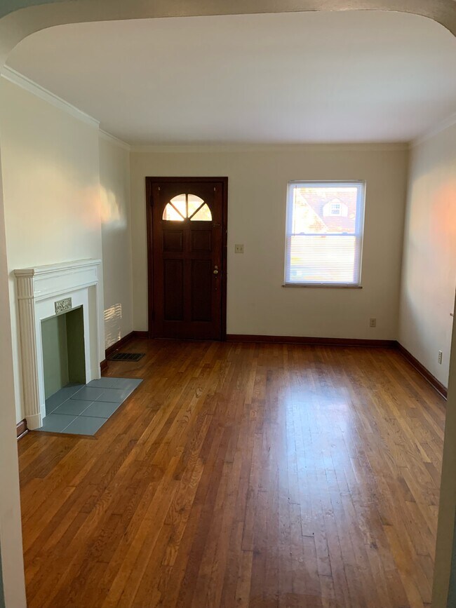 904f3e18-d6f0-43ba-abda-e4a88a76b2da - 83 S Powell Ave