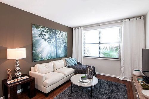 Foto del edificio - 1333 N Peak St