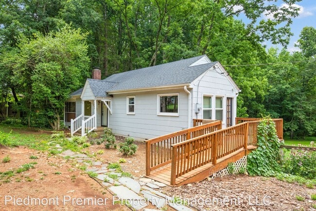 Building Photo - 2 br, 1 bath House - 3644 Yadkinville Rd