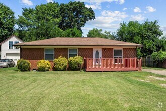 Building Photo - 3112 Woodbine Ct