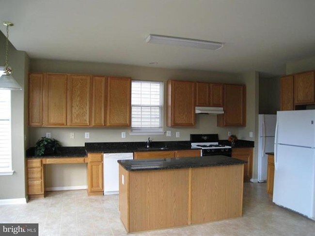 Foto del edificio - 43008 Chesterton St