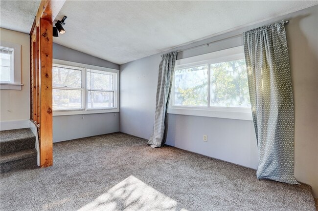 Building Photo - 304 Zuber Rd