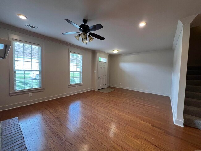 Building Photo - 269 Prospect Park Cir