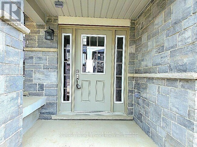 Building Photo - 255 Raspberry Pl