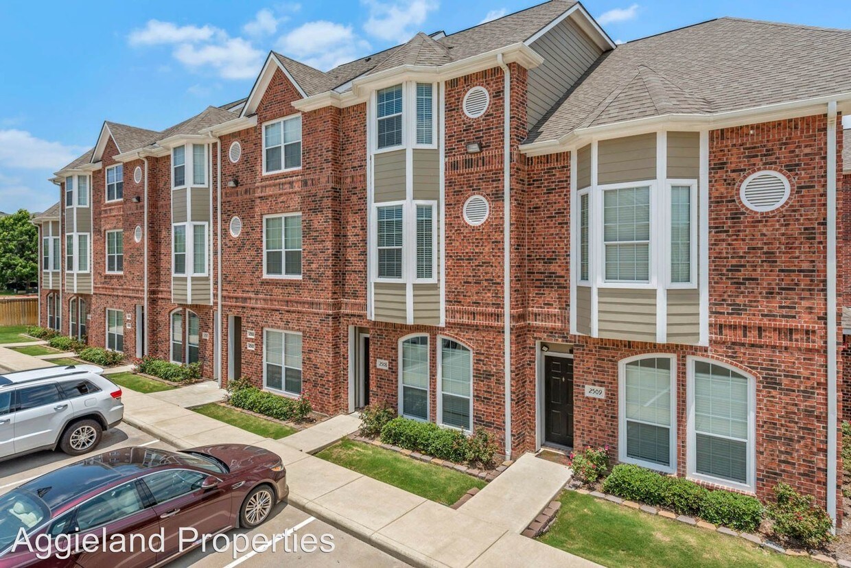 1198 JonesButler Rd Unit 204, College Station, TX 77840 Apartment