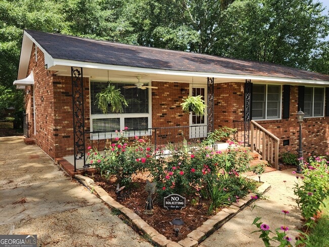 Building Photo - 7527 Melinda Dr