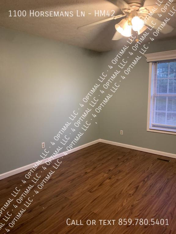 Foto del edificio - 1100 Horsemans Ln