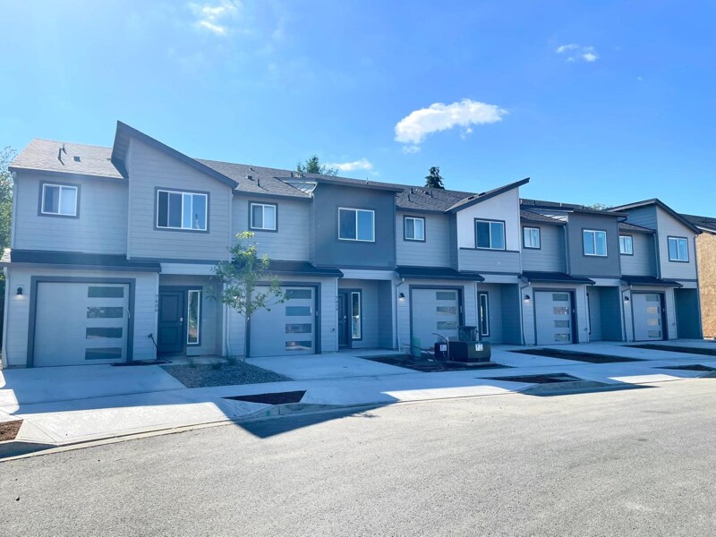 7127 NE 77th St, Vancouver, WA 98661 Townhome Rentals in Vancouver WA