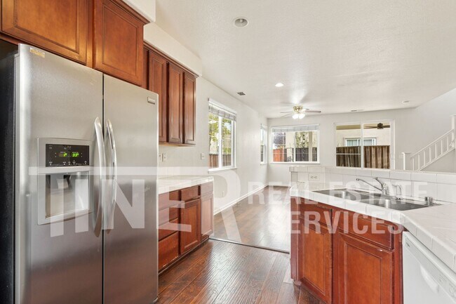 Foto del edificio - 5 Mantauk Point Pl