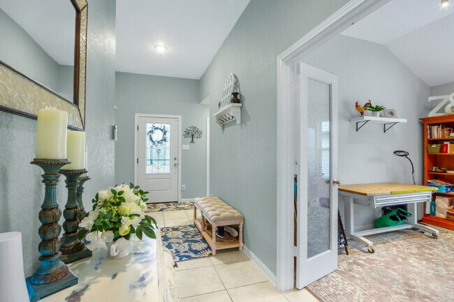 Foto del edificio - **Stunning 4BR/3BA Home with Dual Primary Ensuites & Modern Upgrades!**