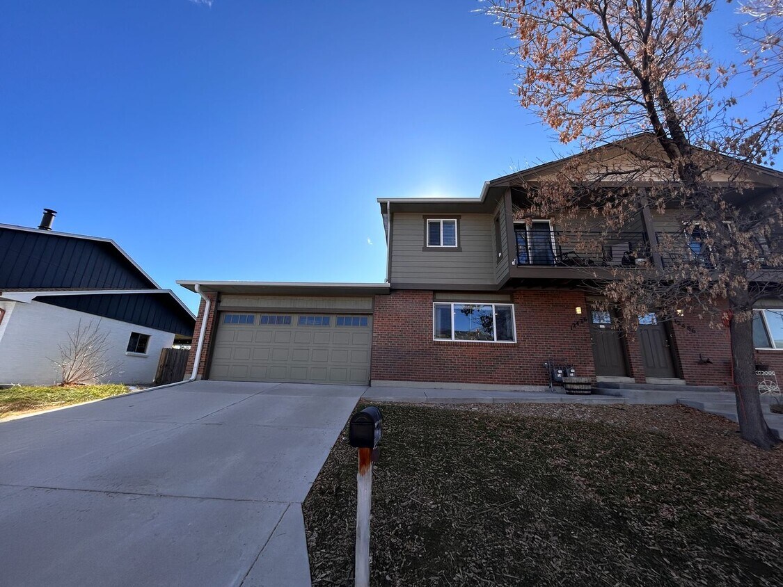 Primary Photo - $0 DEPOSIT OPTIONS. SPACIOUS 4-BEDROOM, 3....