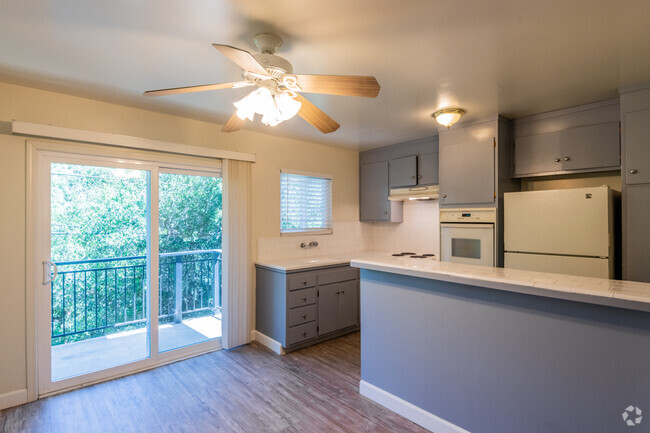 2 BR, 1 BA - Towne Terrace Apartments