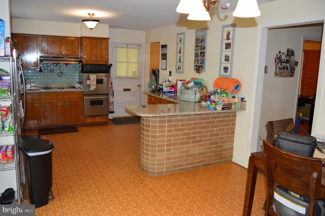 Building Photo - 13114 Wilton Oaks Dr