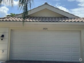Building Photo - 2824 Rio Claro Dr N
