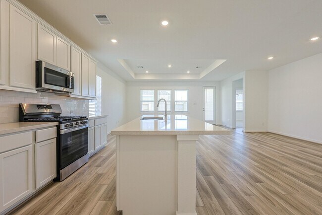 Building Photo - 21510 Banpo Bend Dr