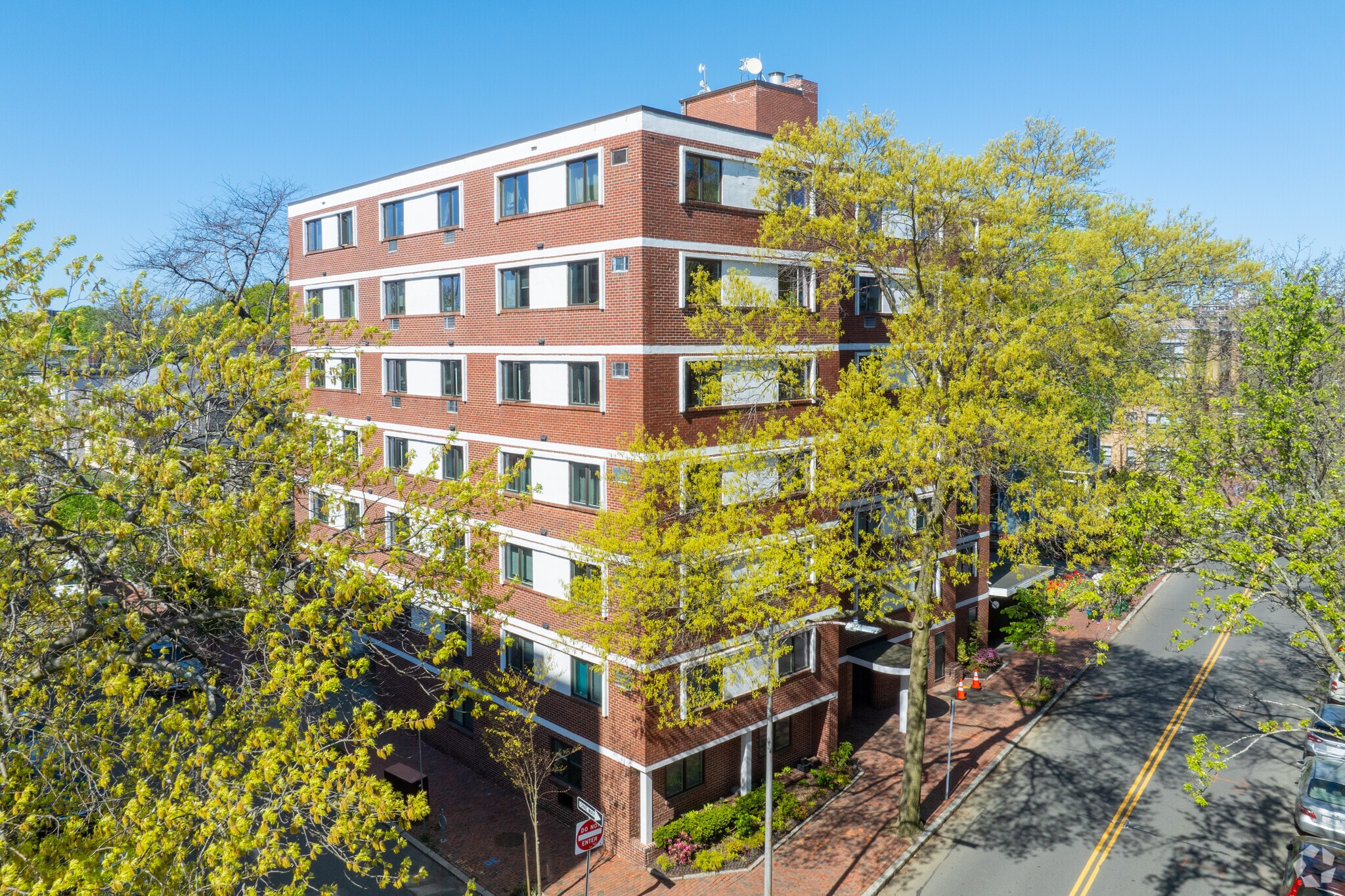 Hallmark Condominiums