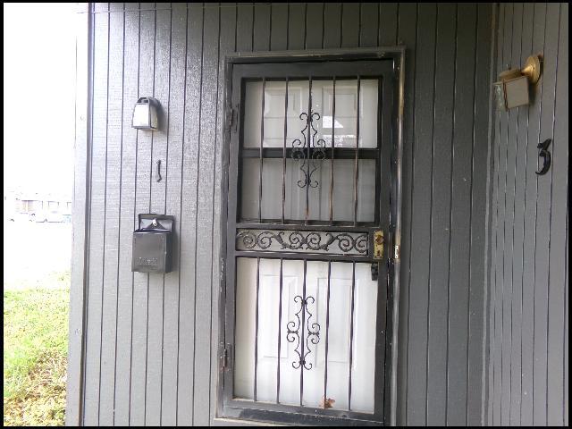 Foto del edificio - 1813 Sanford Dr