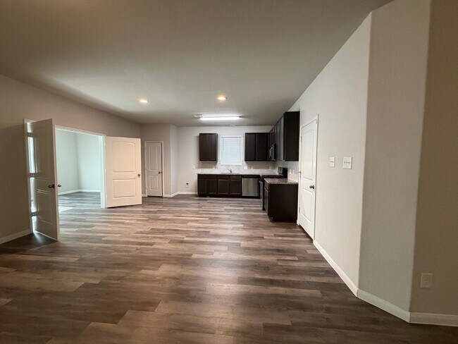 Foto del edificio - 25419 Grotto Falls Ln