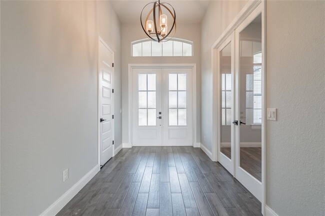 Building Photo - 6753 Bentridge Dr
