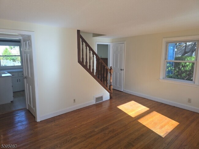 Foto del edificio - 1815 Vauxhall Rd