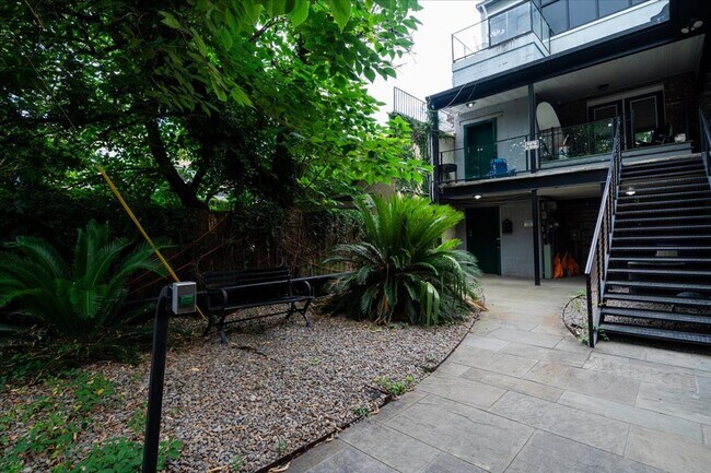 Foto del edificio - Fully Furnished Downtown Rental Available June 1st!!!