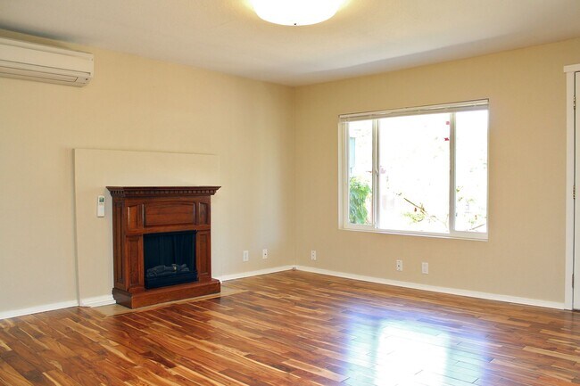 Foto del edificio - 4216 NE Simpson St